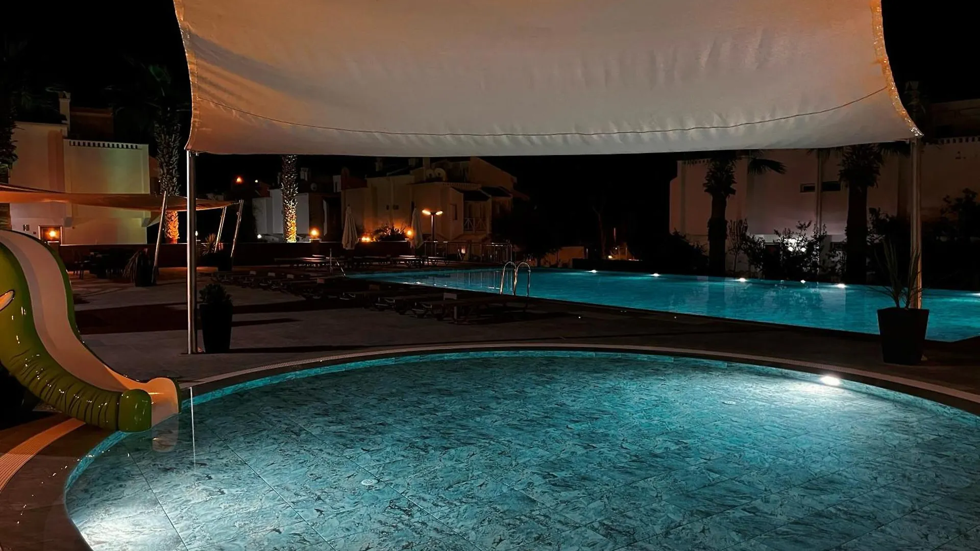 Villa Blue By The Pool, Near Sea Kusadasi