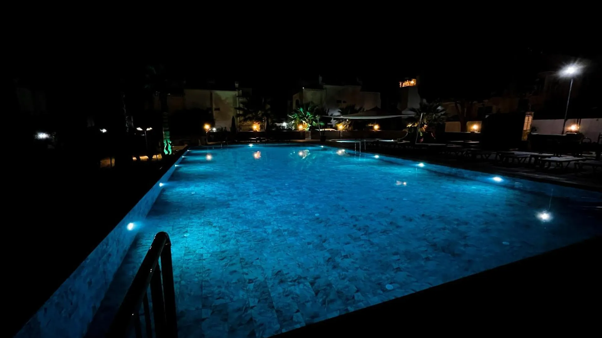 Villa Blue By The Pool, Near Sea Kusadasi