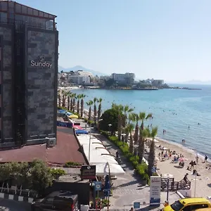 Отель Sunday Beach Hotel, Кушадасы